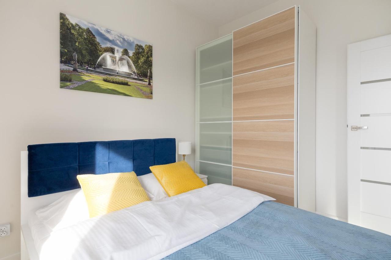 Wola Chic Blue Apartment Warsaw Luaran gambar